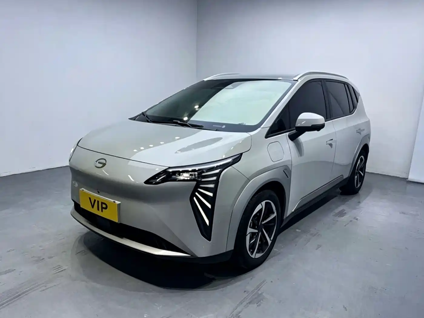 2025 Aion Y