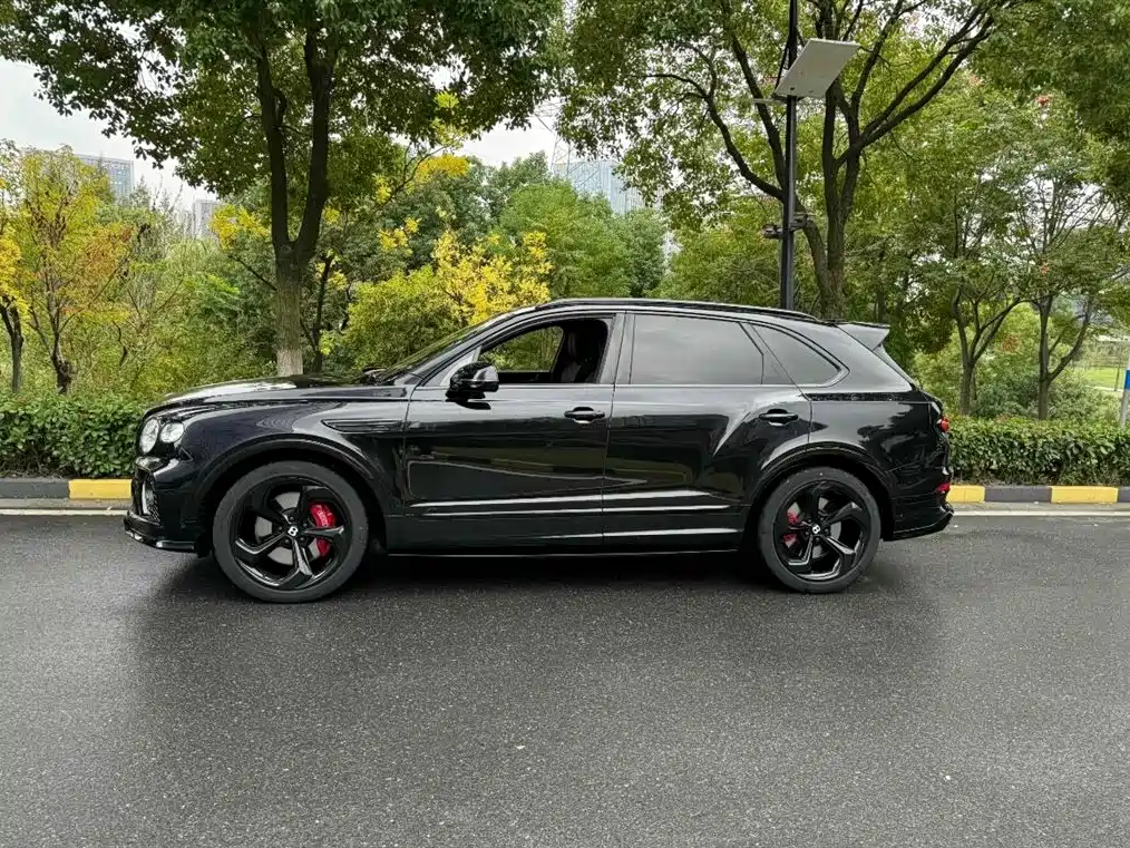 Bentley Bentayga 2022 4.0T V8 S фото 2
