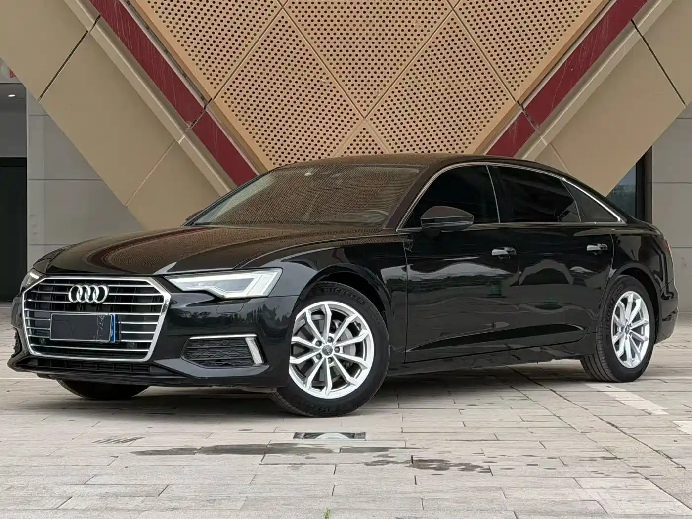 Audi A6L 2019 40 TFSI Luxury Elegance