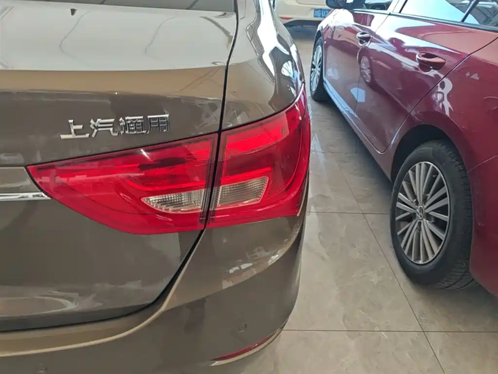Buick Excelle 2017 15N Manual Elite фото 8