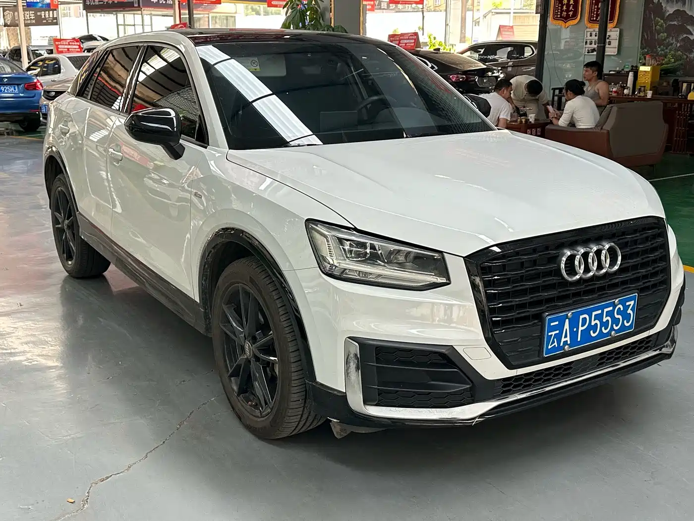 Audi Q2L 2019 2018 35 TFSI Launch Exclusive Edition China VI