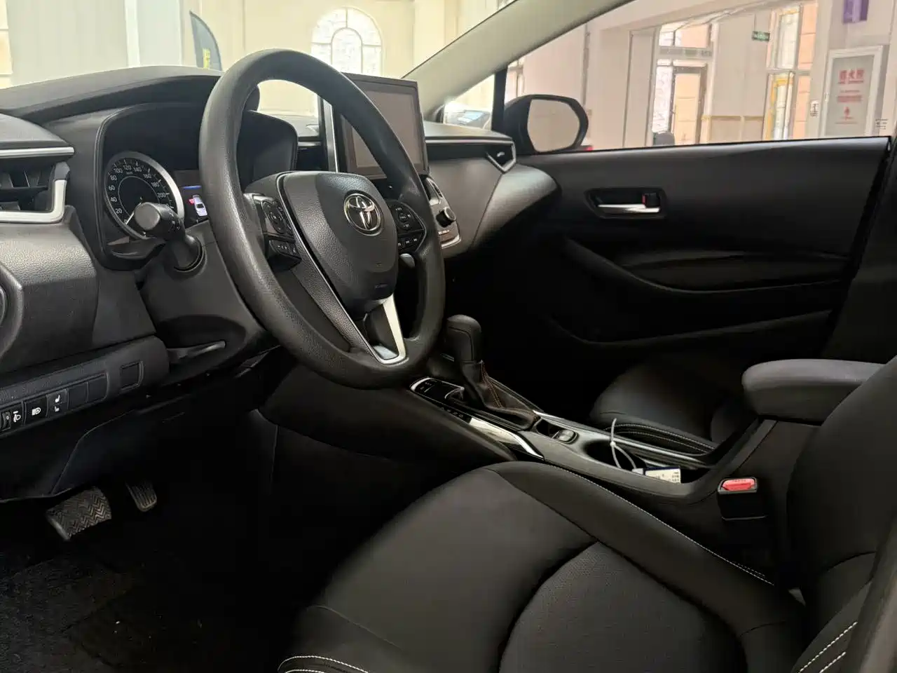 Toyota Corolla 2022 1.2T S-CVT Pioneer PLUS Edition фото 7