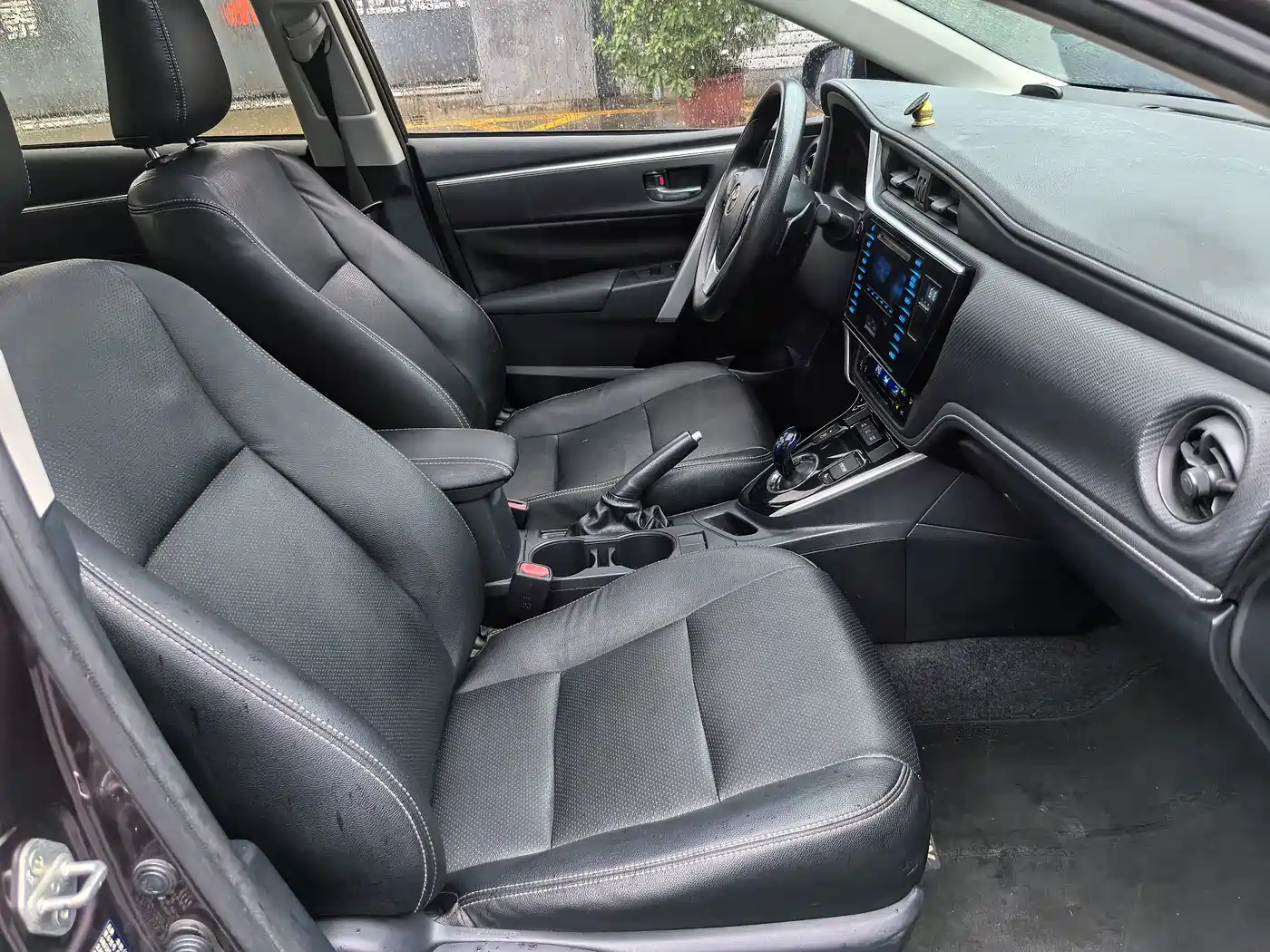 Toyota Levin 2017 Facelift Hybrid 1.8H GS E-CVT Elite Sunroof Edition China V фото 14