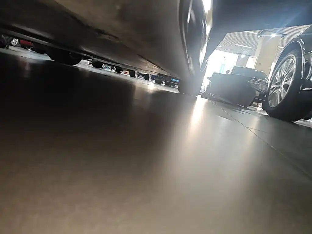 Фото 21 - Tesla Model 3