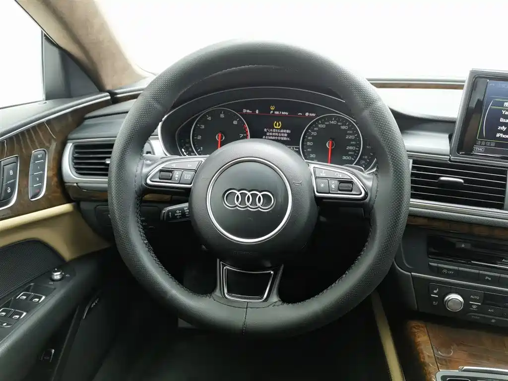 Фото 11 - Audi A7