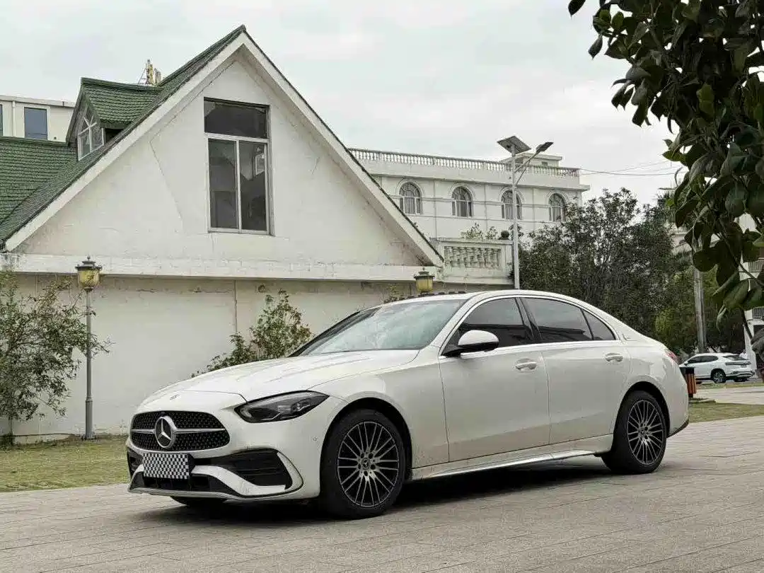 Mercedes-Benz C-Class 2024 C 200 L Sport Edition фото 6