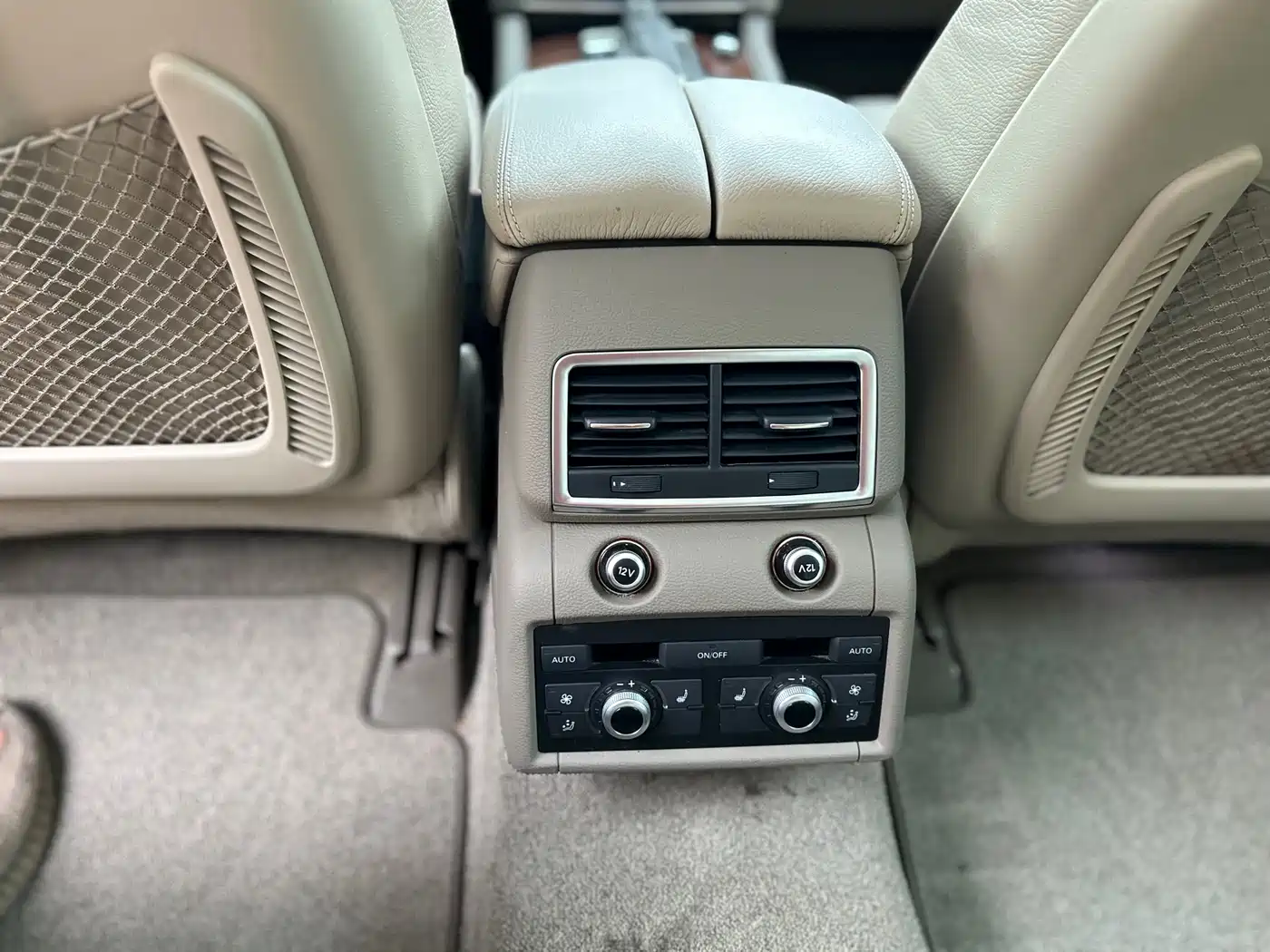 Audi Q7 2010 3.0 TDI Sport Limited Edition фото 23