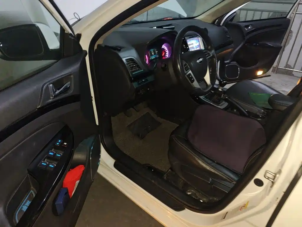 BYD Surui 2014 2014 1.5TI Manual Premium