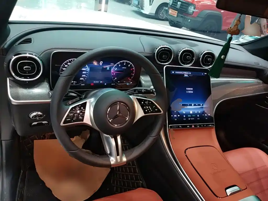 Mercedes-Benz GLC 2025 Model Year GLC 260 L 4MATIC Dynamic фото 10