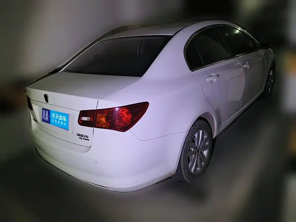 Roewe 350 2015 2015 Model 1.5L Manual Luxury Sunroof Edition