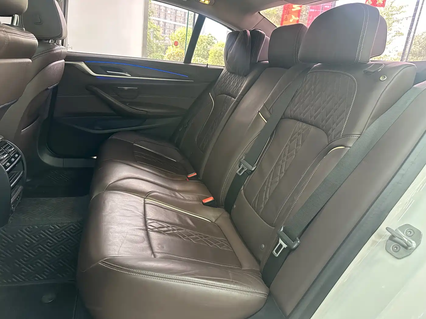 BMW 5 Series New Energy 2020 530Le Range Upgrade Luxury Package фото 18