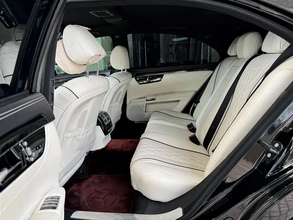 Mercedes-Benz S-Class фото 8