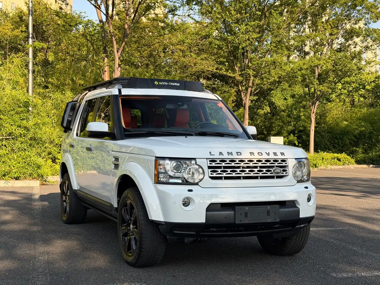 Фото 3 - Land Rover Discovery