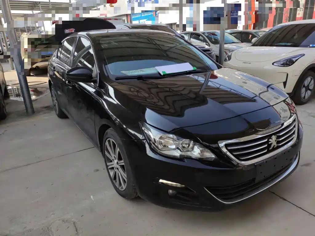 Peugeot 408 2014 1.8L Automatic Luxury Edition фото 4