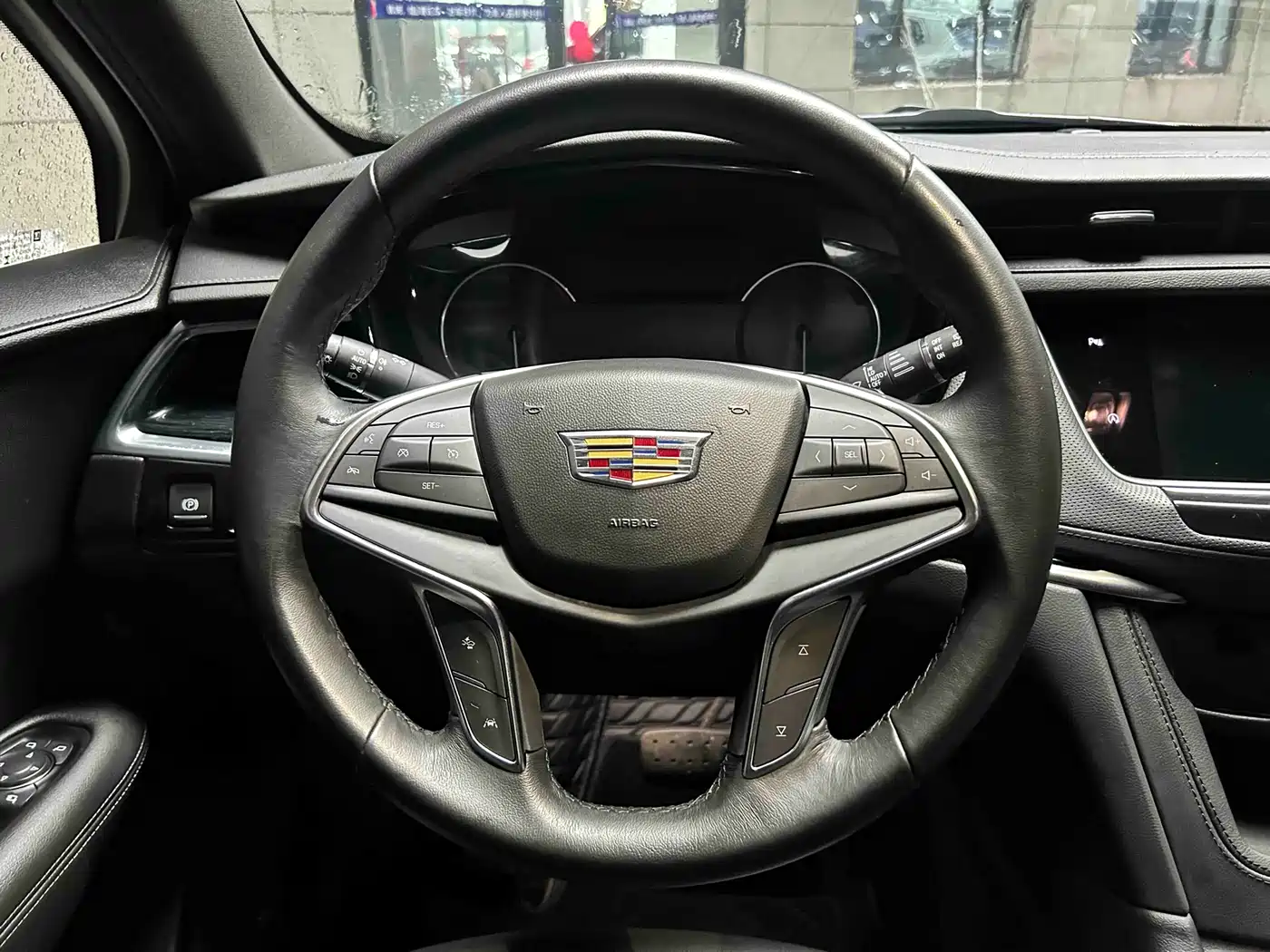 Cadillac XT5 2024 2.0T FWD Fashion Edition фото 8