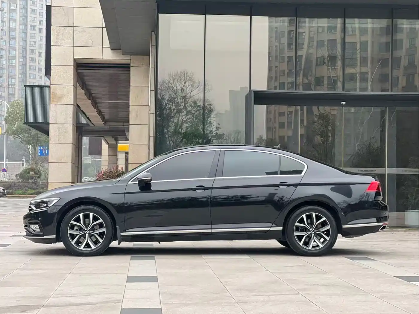 Volkswagen Magotan 2020 330TSI DSG Leading фото 7