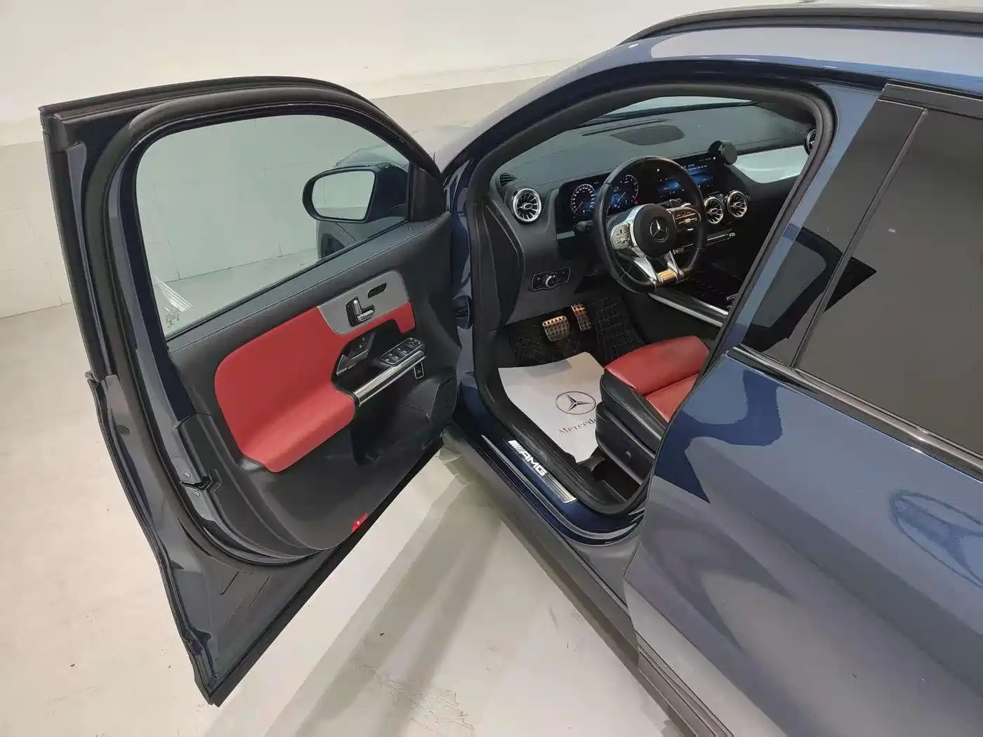 Mercedes-Benz GLA AMG 2021 AMG GLA 35 4MATIC фото 21