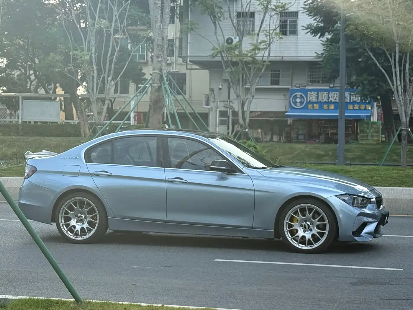 Фото 11 - BMW 3 Series (Import)