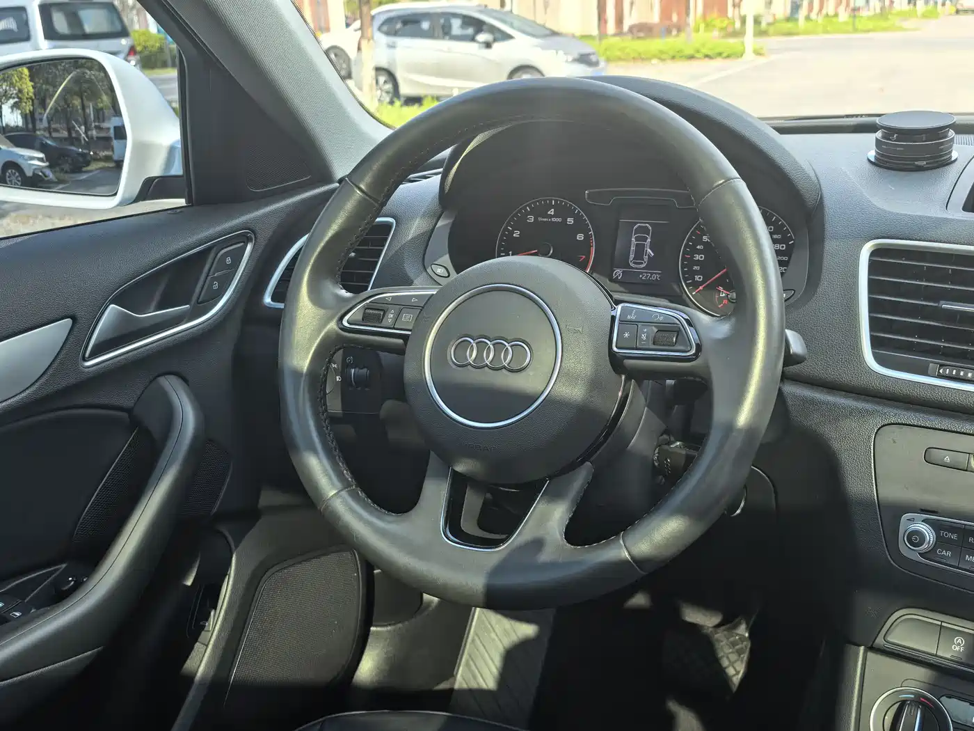 Audi Q3 2018 30th Anniversary Edition 35 TFSI Sport фото 10
