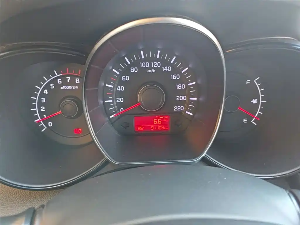 Kia K2 2015 Sedan 1.4L MT GLS фото 12