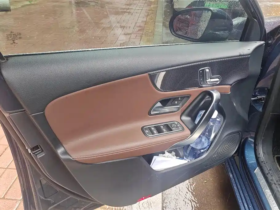 MERCEDES-BENZ CLASS A (IMPORTED)