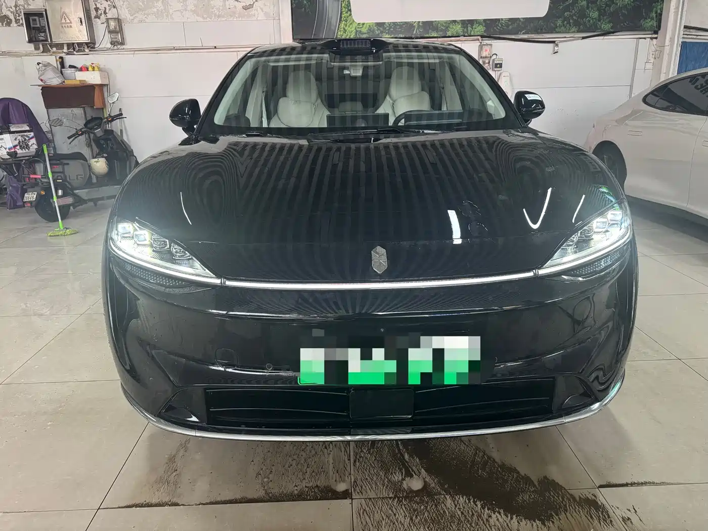 2026 Zhijie Luxeed R7