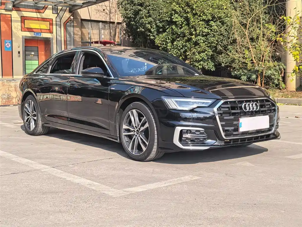 Audi A6L 2023 40 TFSI Luxury Dynamic фото 3