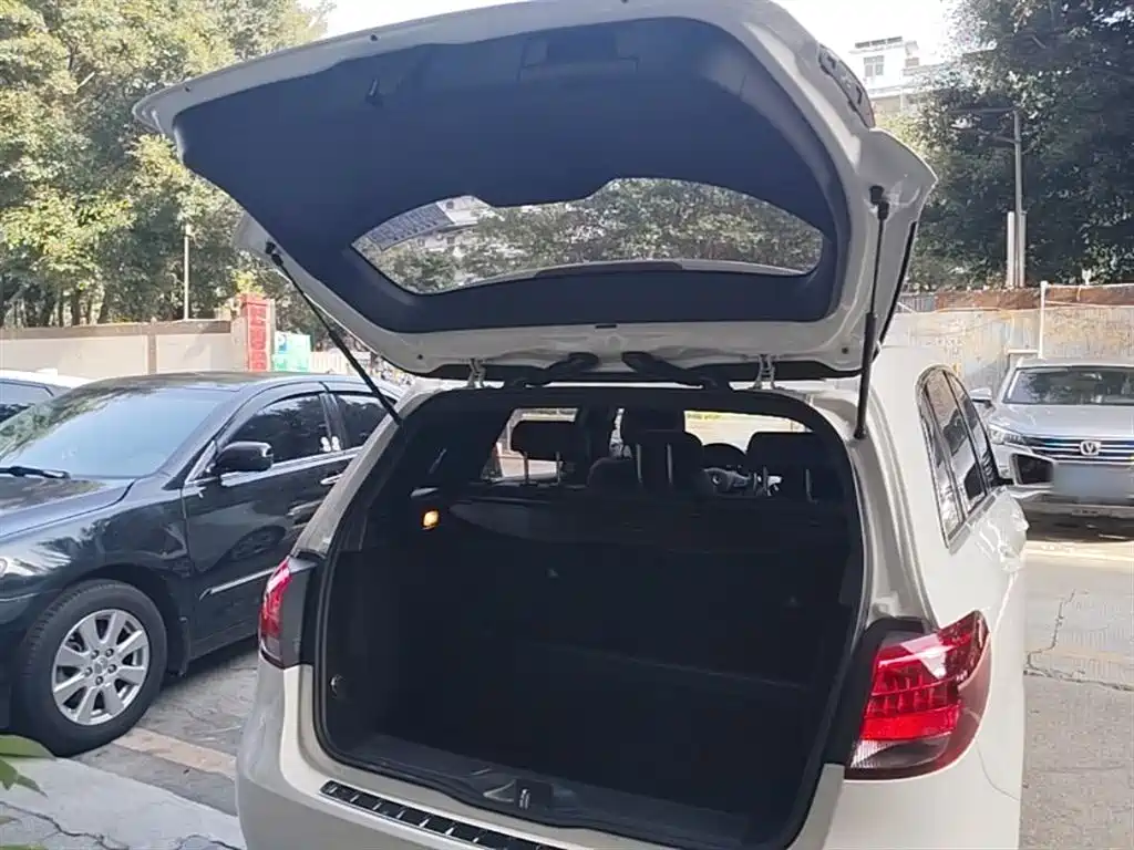Mercedes-Benz B-Class 2015 B 200 Dynamic фото 19