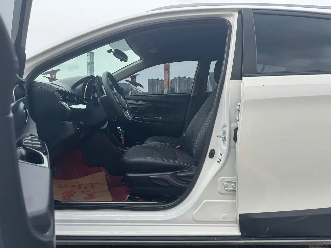 Toyota Yaris, миниатюра 9