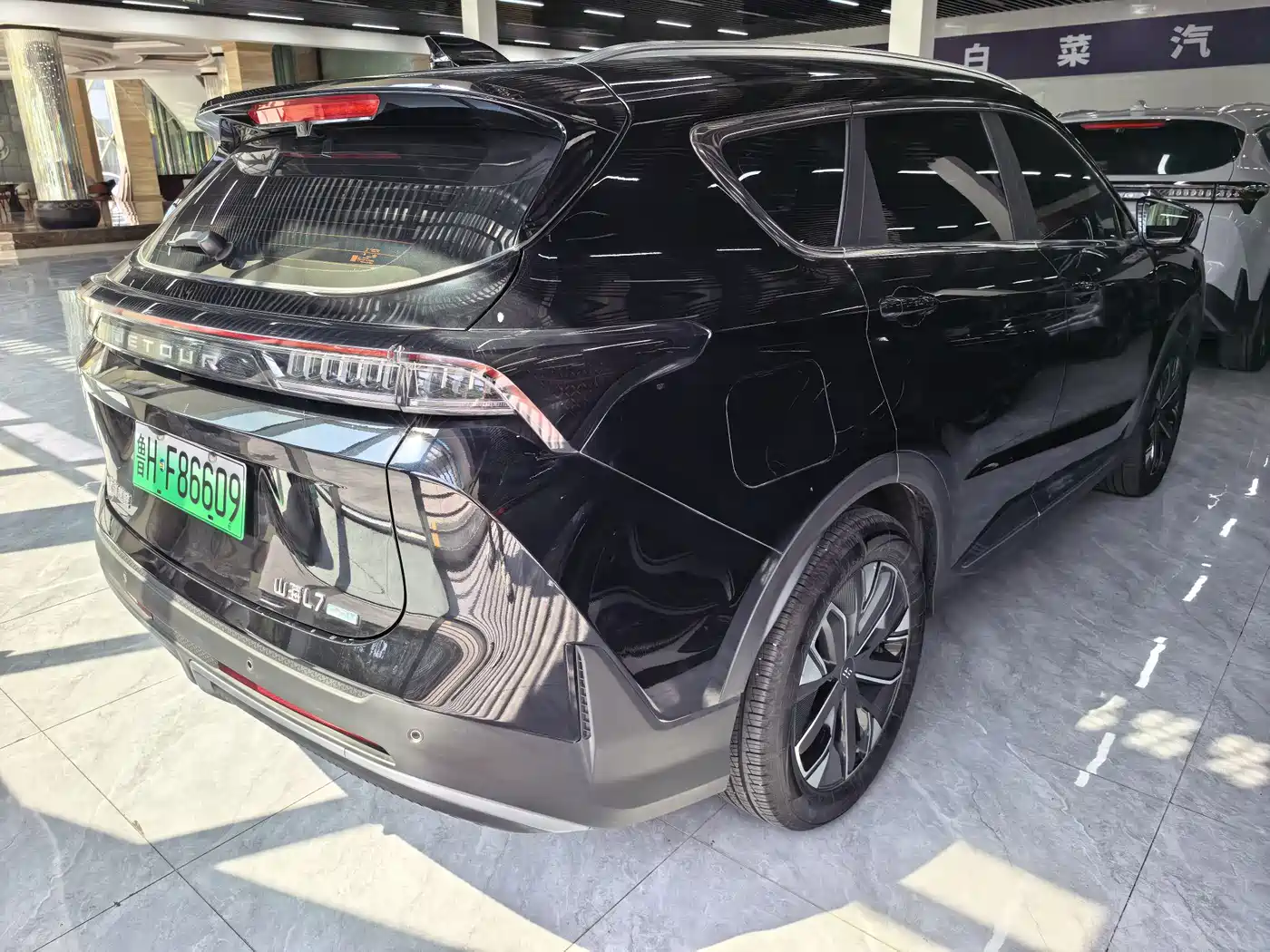 Jetour Shanhai L7 2025 2024 1.5T 120km MAX 7-seater