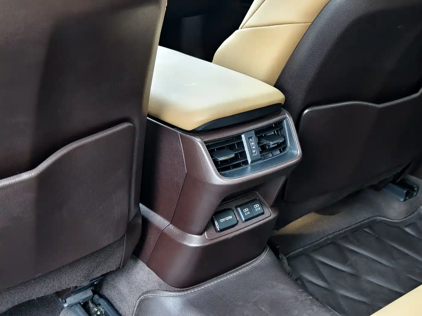 Lexus ES 2020 200 Excellence фото 14