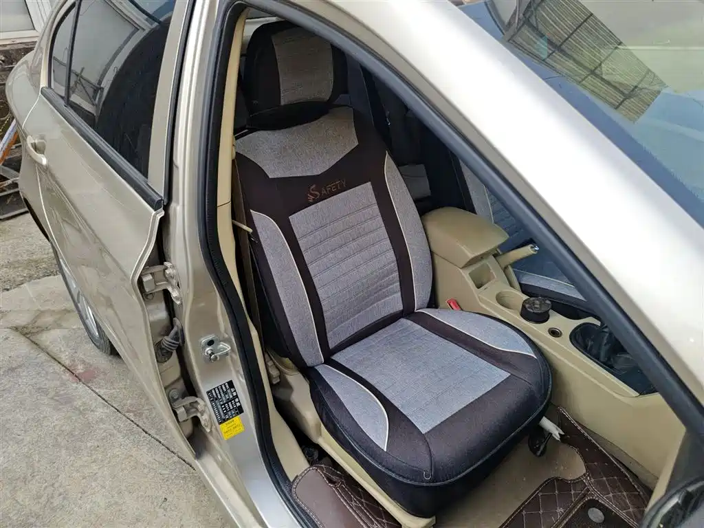 Roewe 350 2016 2015 Model 1.5L Manual Luxury Sunroof Edition