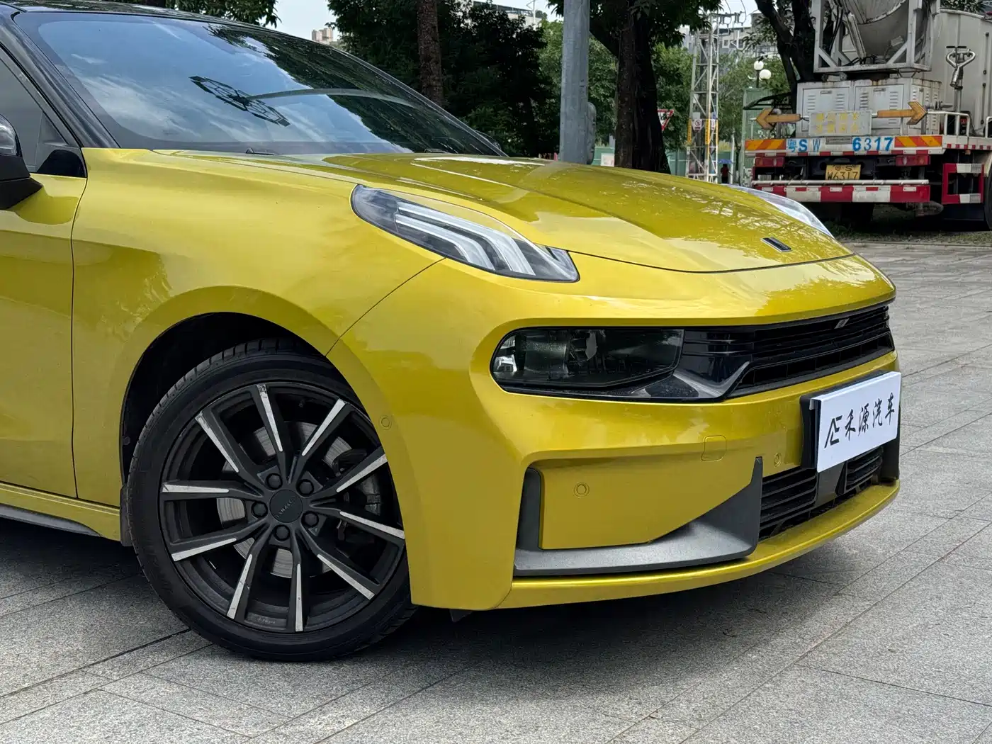 Lynk & Co 03 2022 03+ 2.0TD Auto Wind Rider Edition фото 29