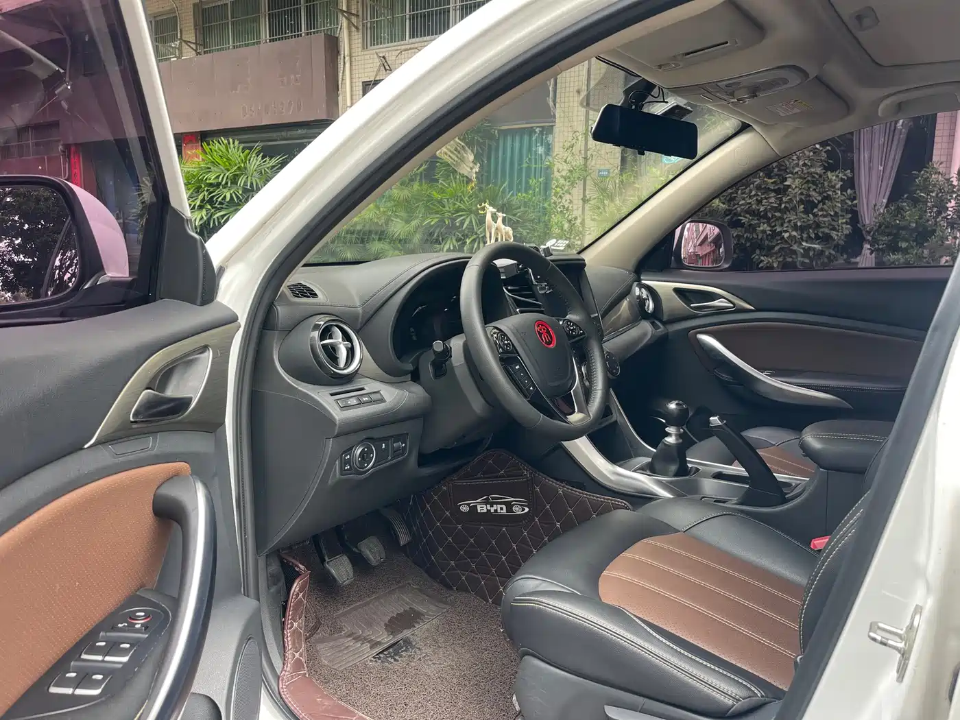 BYD Song 2018 2018 1.5TI Manual Smart Connect Advanced Edition