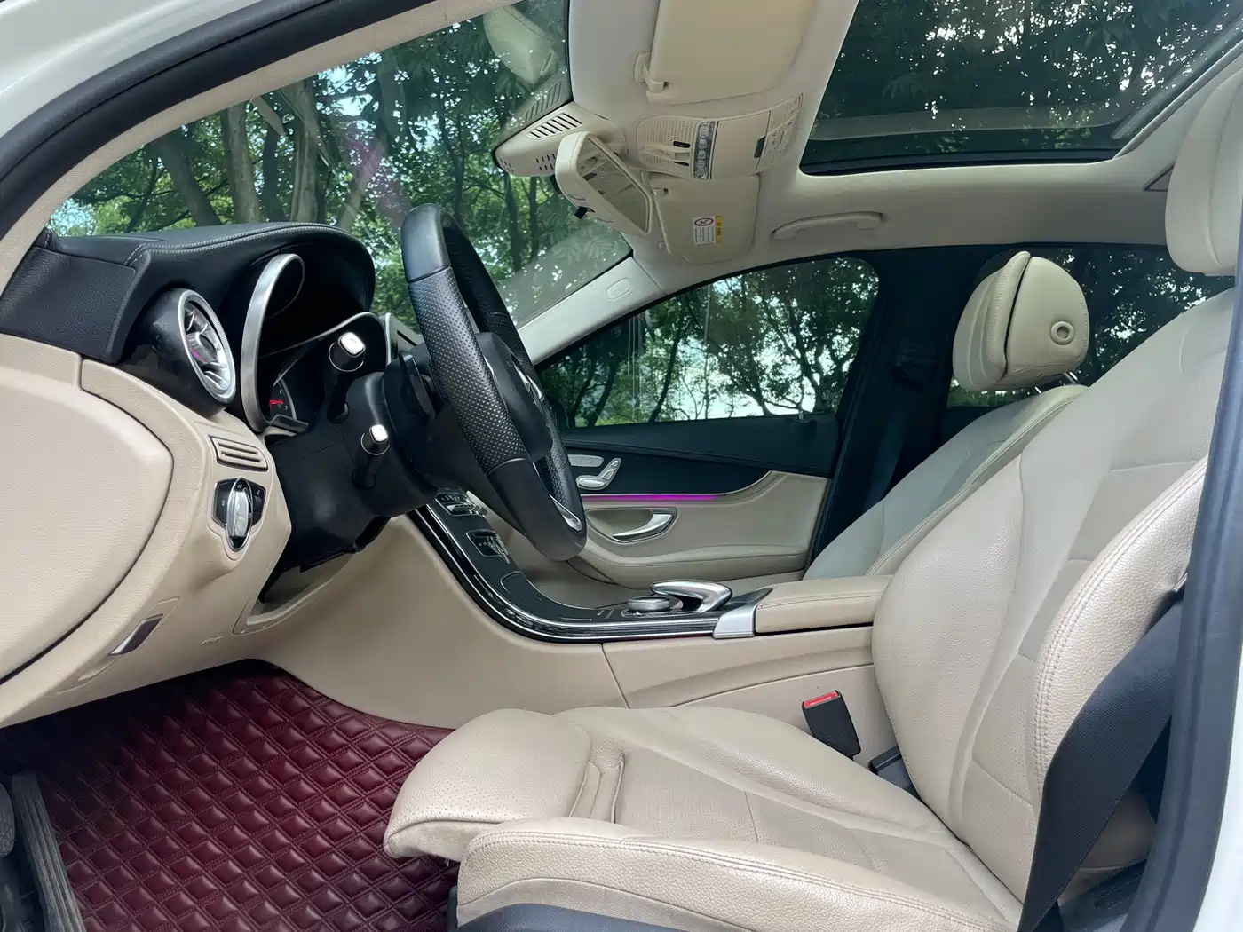 Mercedes-Benz C-Class 2015 Facelift C 200 L Sport фото 4