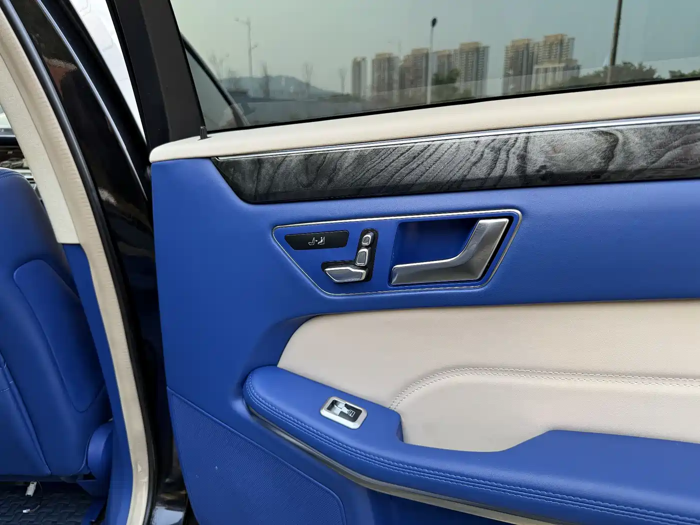 Mercedes-Benz E-Class 2015 Facelift E 260 L фото 24