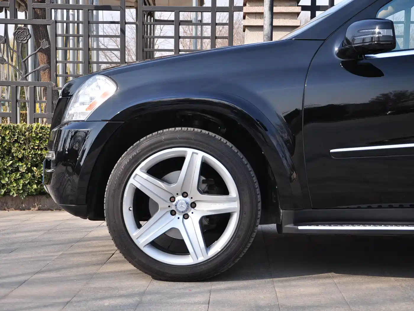Mercedes-Benz GL-Class фото 17