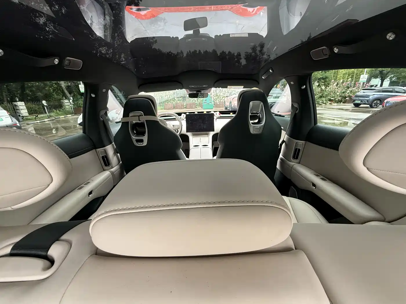Xiaomi Auto Xiaomi YU7 2025 Extended Range RWD Edition фото 15