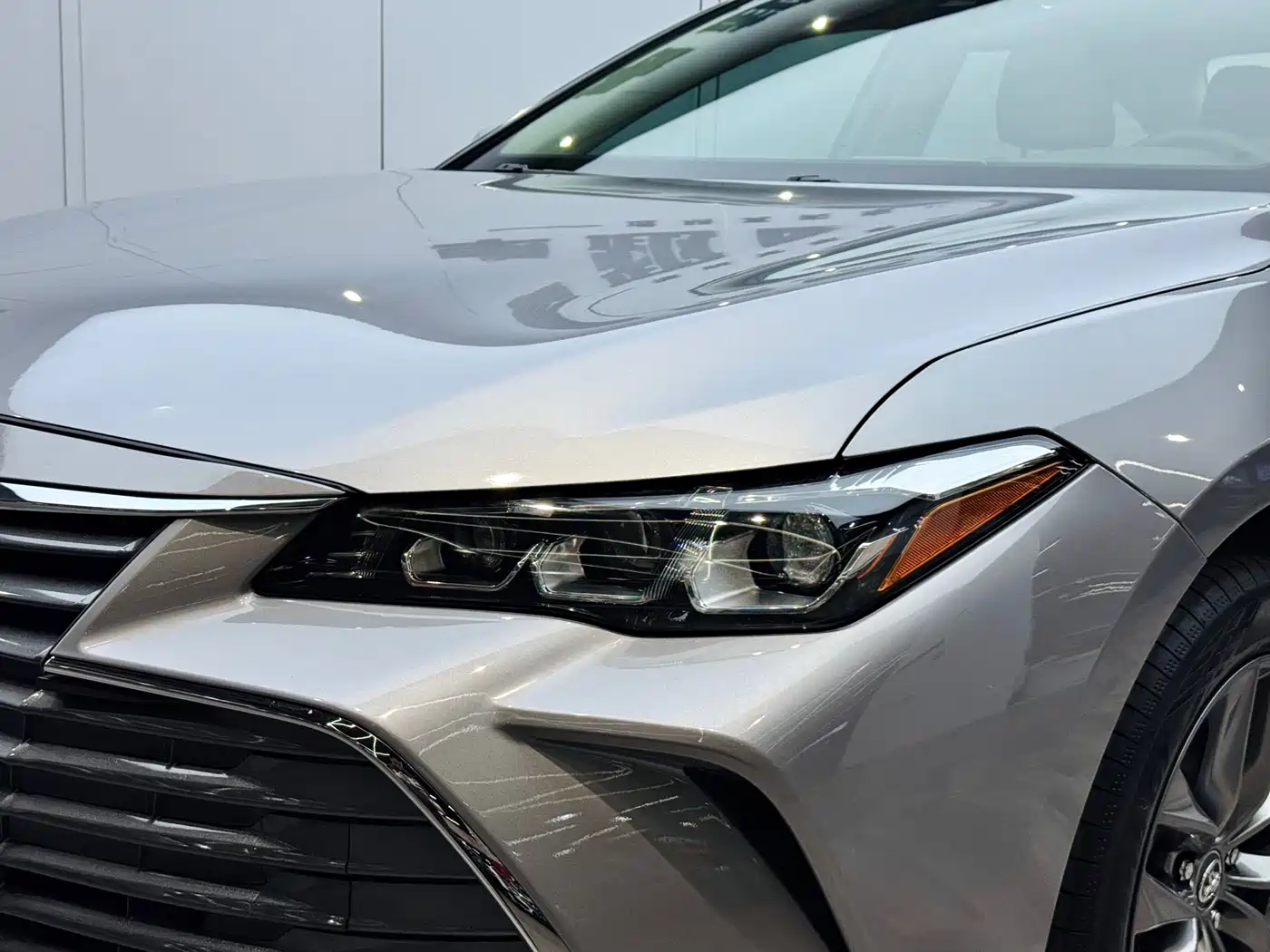 Toyota Avalon 2019 Hybrid 2.5L Luxury Edition China VI фото 24