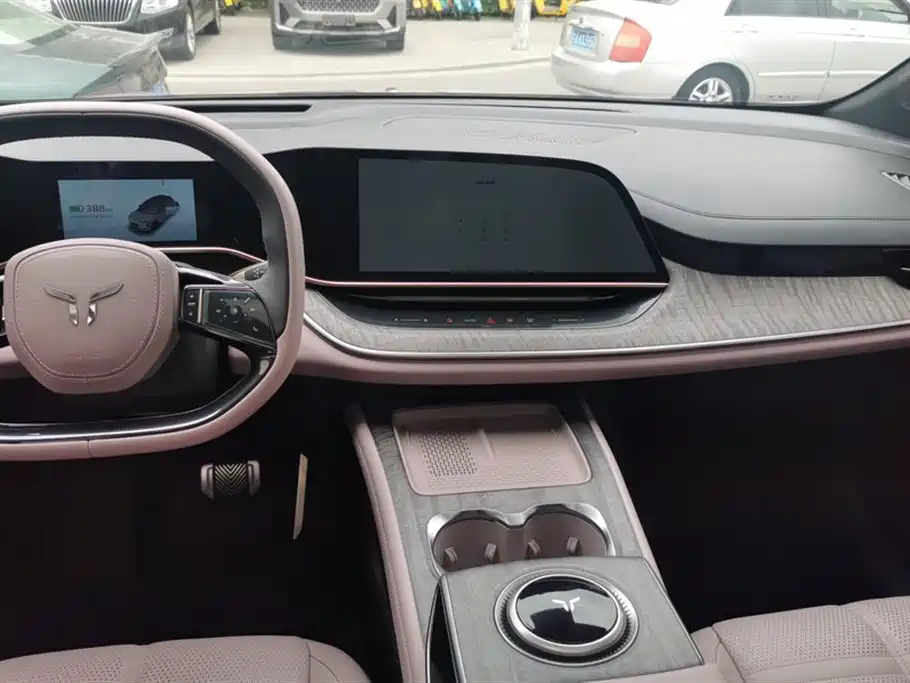 Hongqi Tian Gong 08 2025 680 Ultra AWD фото 13