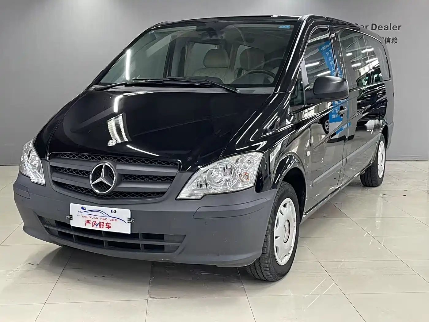 Mercedes-Benz Vito 2013 Model 3.0L Elite Edition