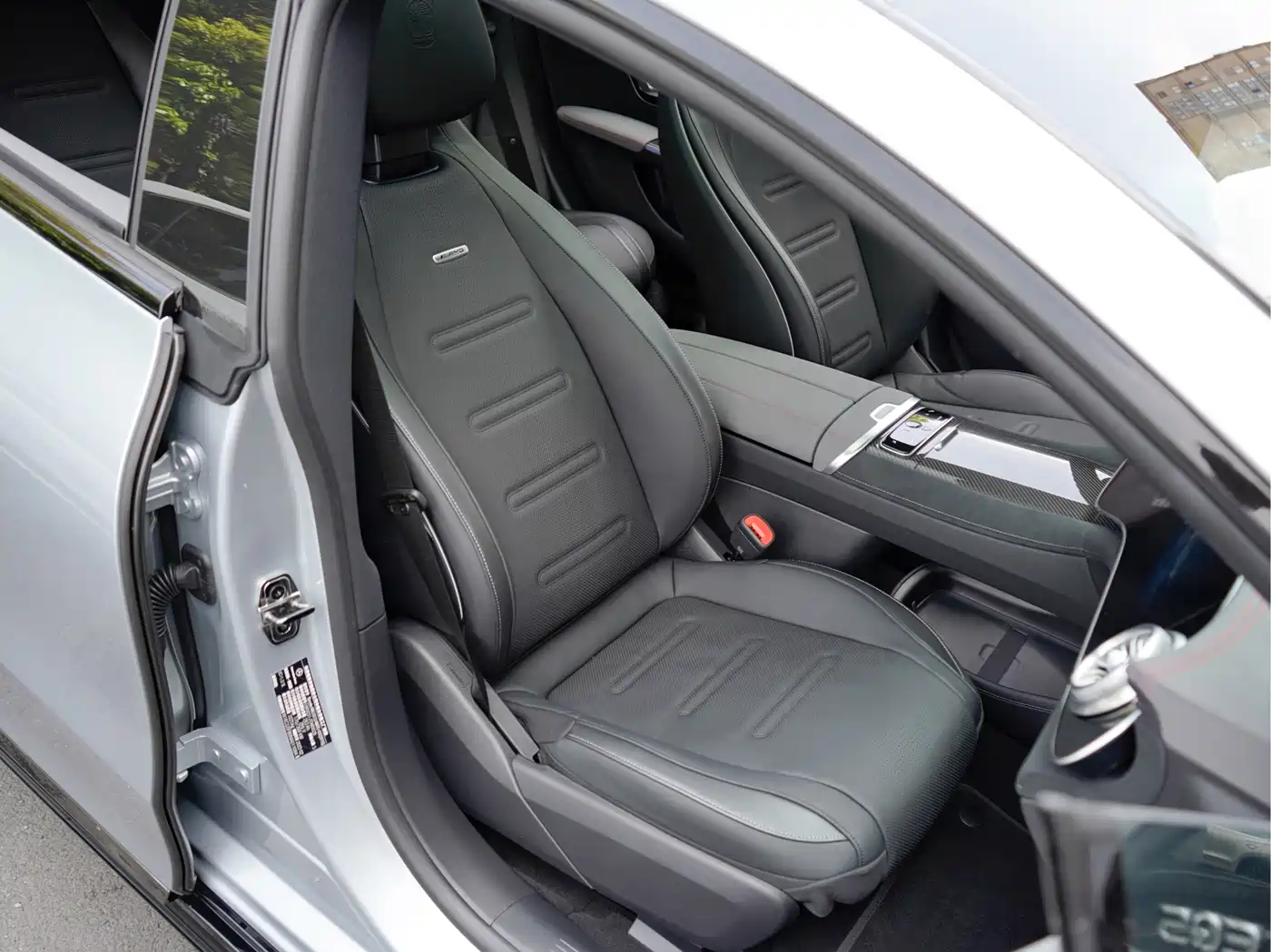 MERCEDES-BENZ EQS AMG