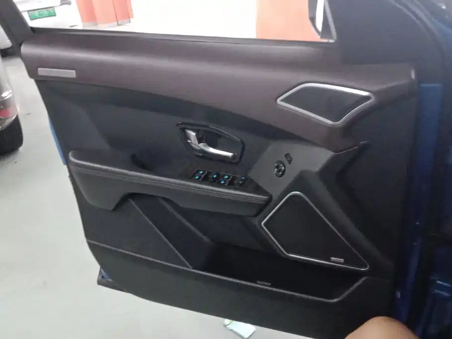 Landwind X7 2016 2016 2.0T Panorama Premium