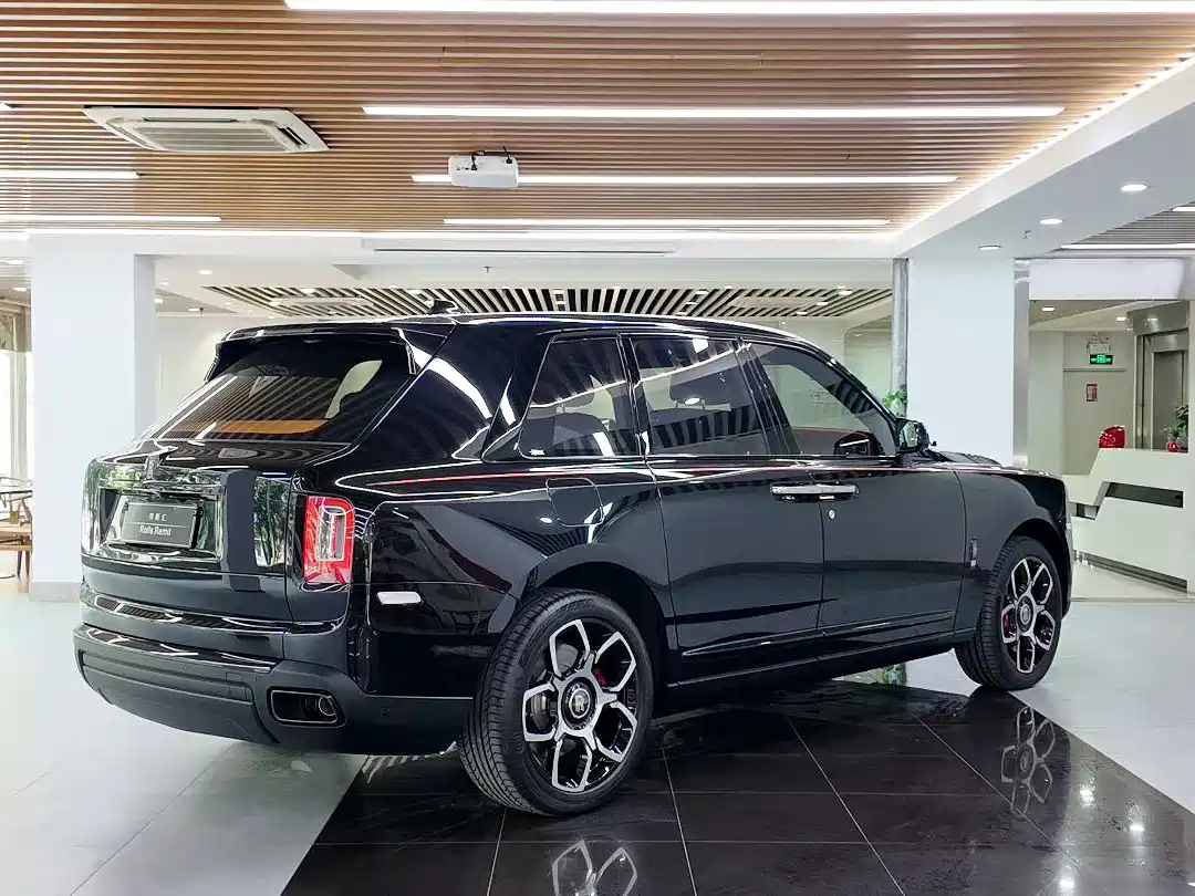 Rolls-Royce Cullinan 2024 2024 4-Seater