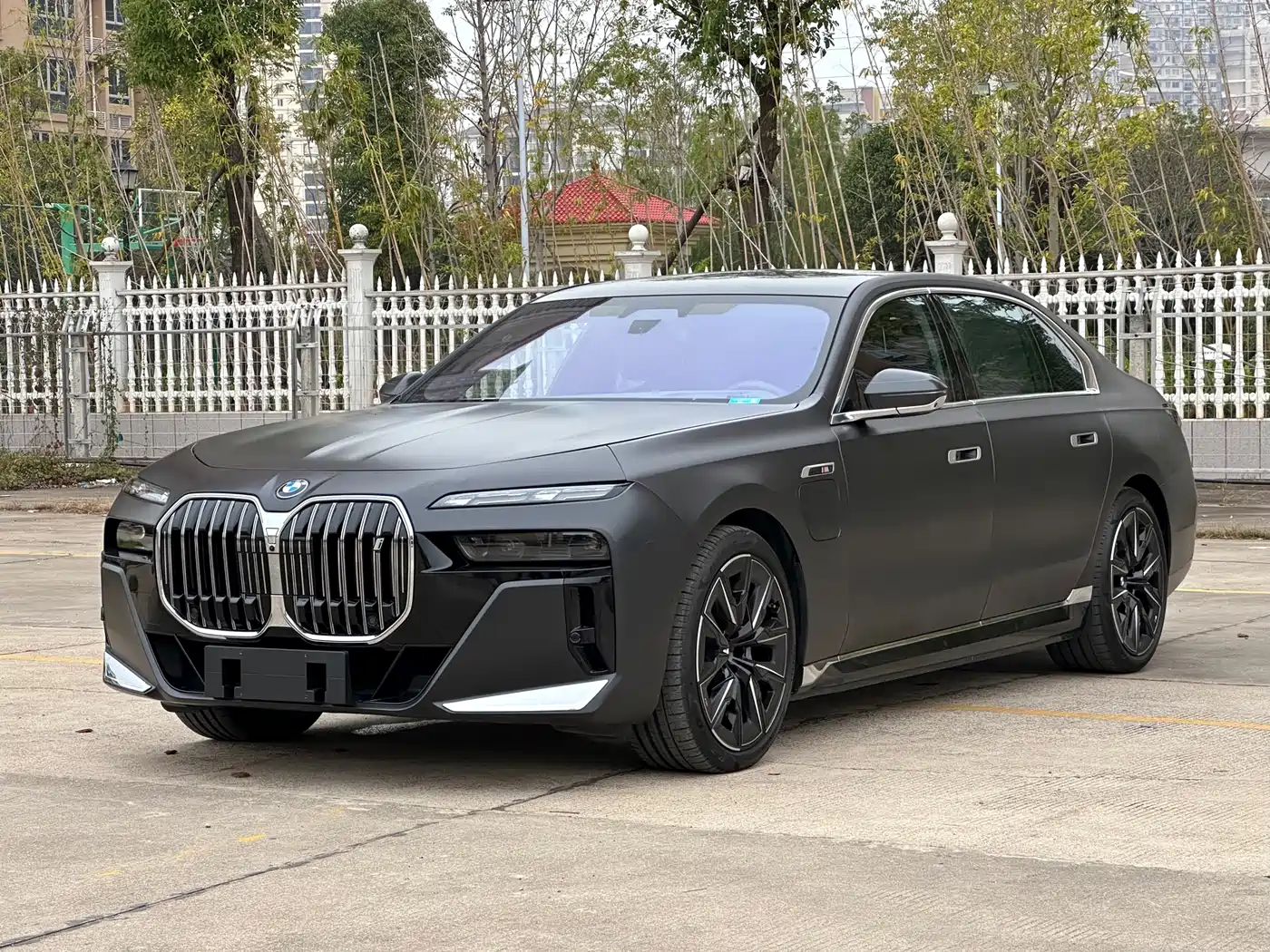  BMW BMW i7 2023 Model xDrive60L M Sport Package