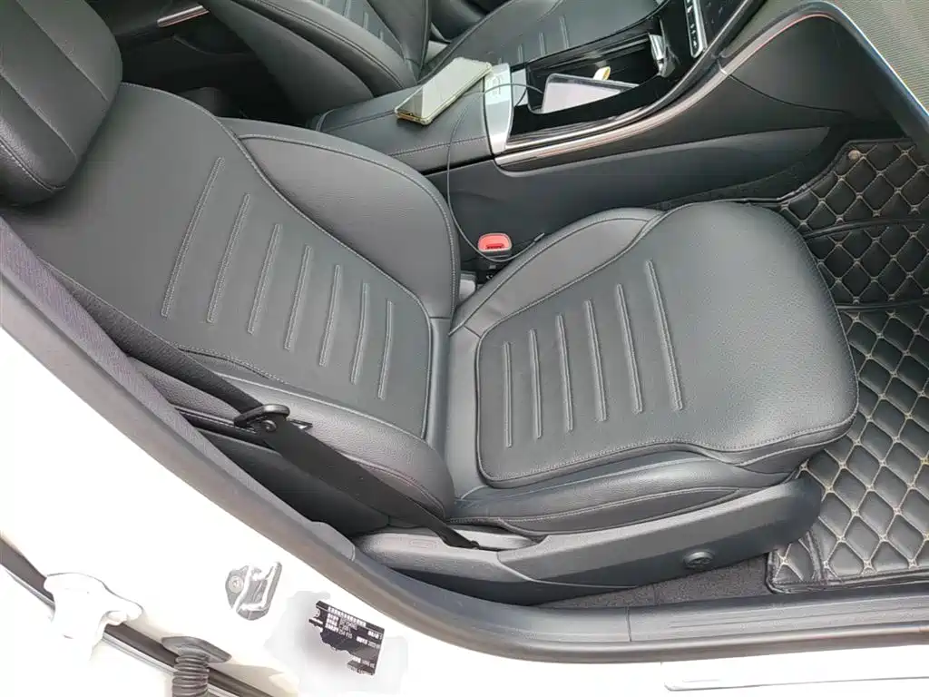 Mercedes-Benz C-Class 2022 Facelift C 200 L Sport фото 25
