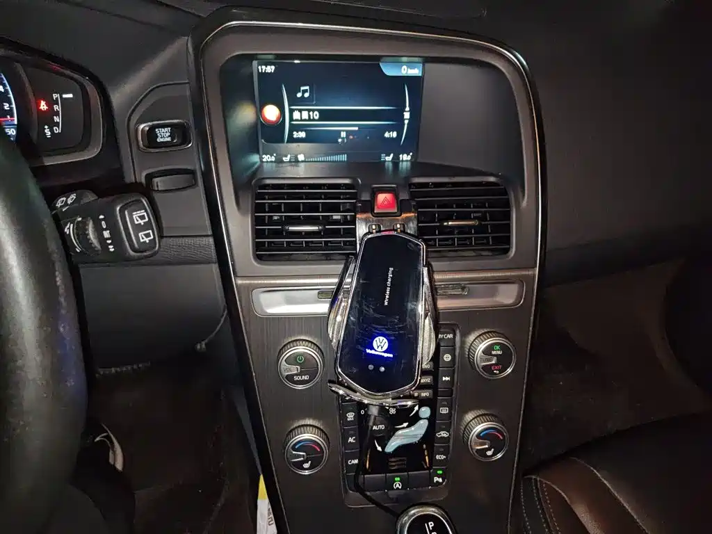 صورة 9 - Volvo XC60