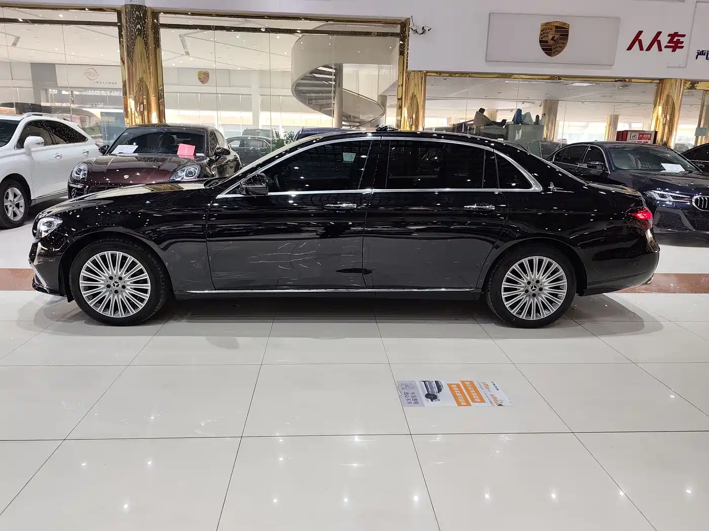 Mercedes-Benz E-Class 2022 E 300 L Luxury фото 13