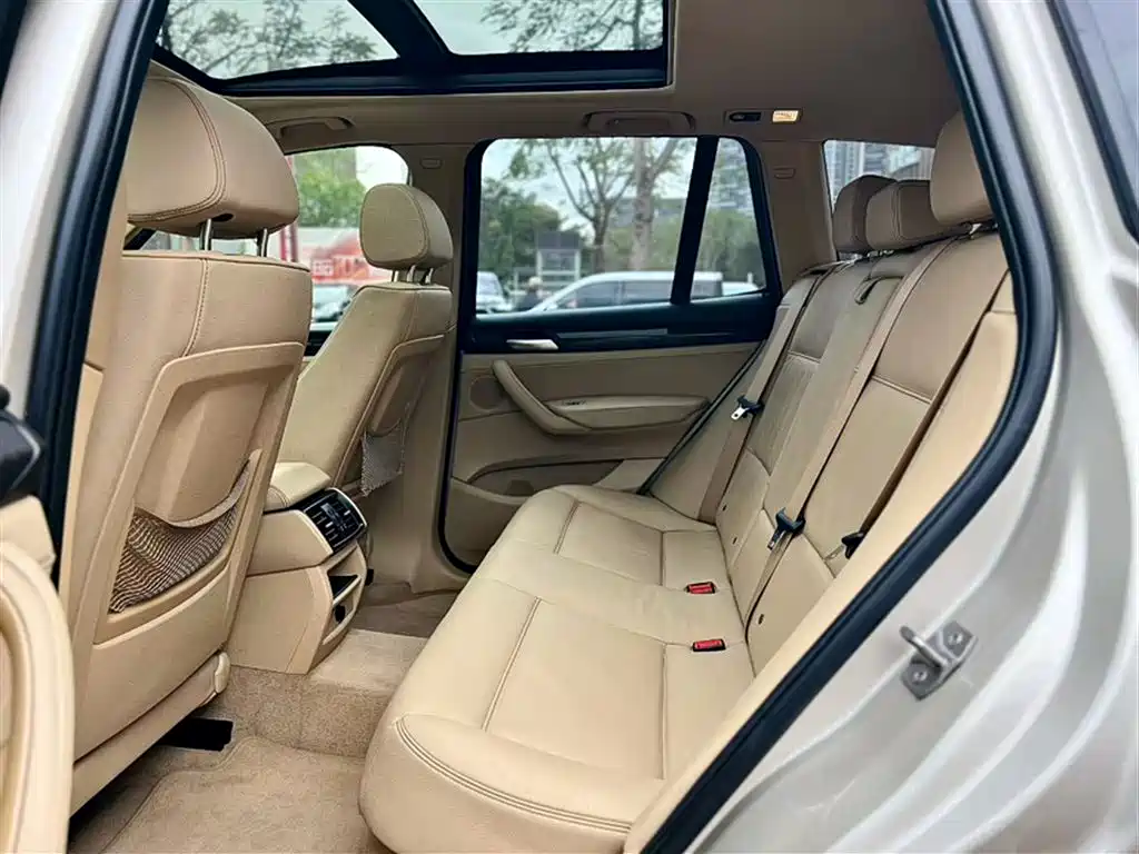 BMW X3 (Import) 2013 Facelift xDrive20i Luxury фото 13