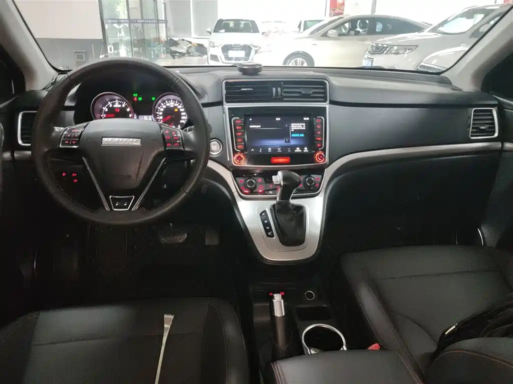 Haval M6 2019 1.5T DCT 2WD Elite Version China V фото 6